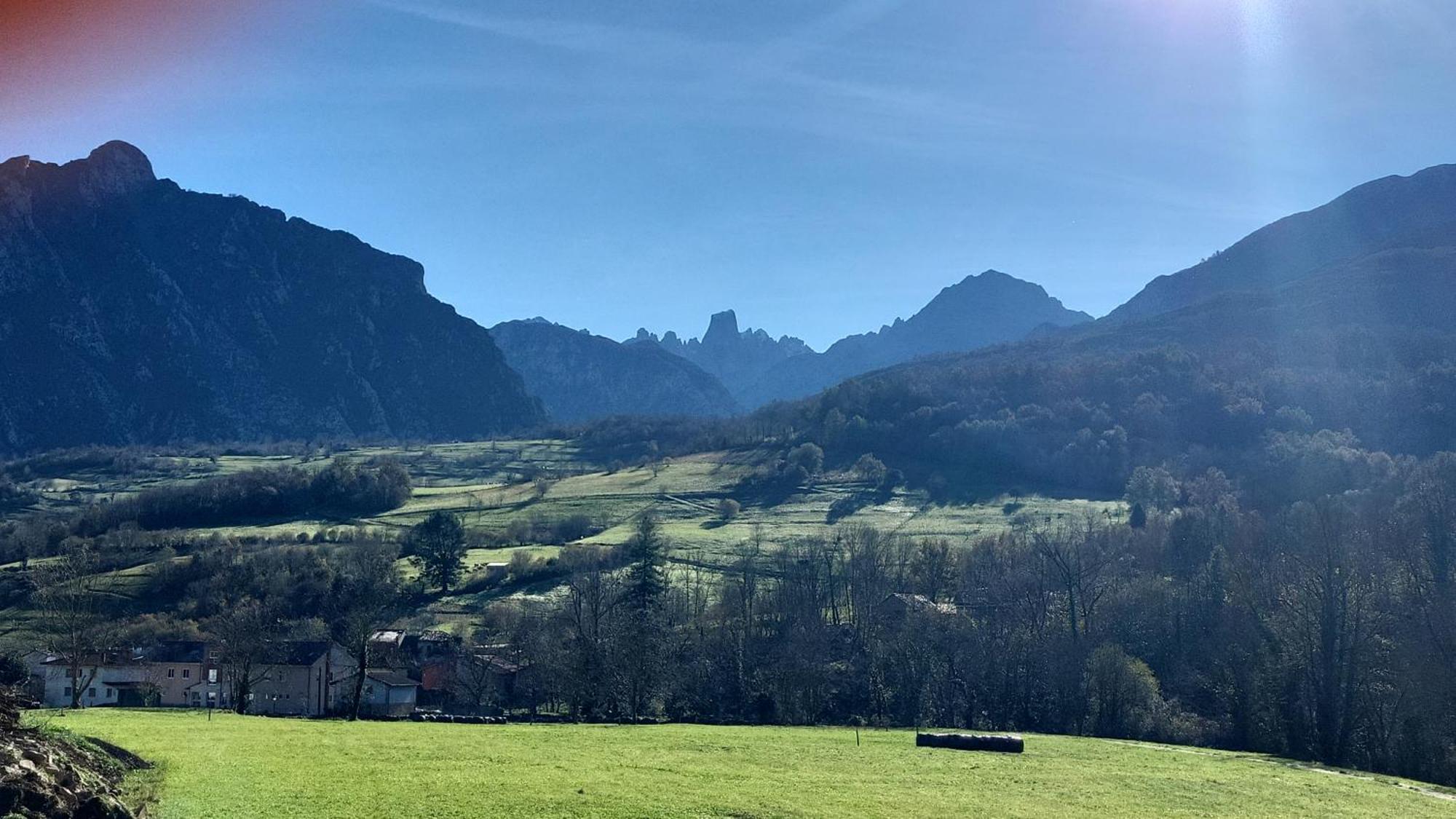 Villa La Casa De La Vega Arenas De Cabrales Esterno foto